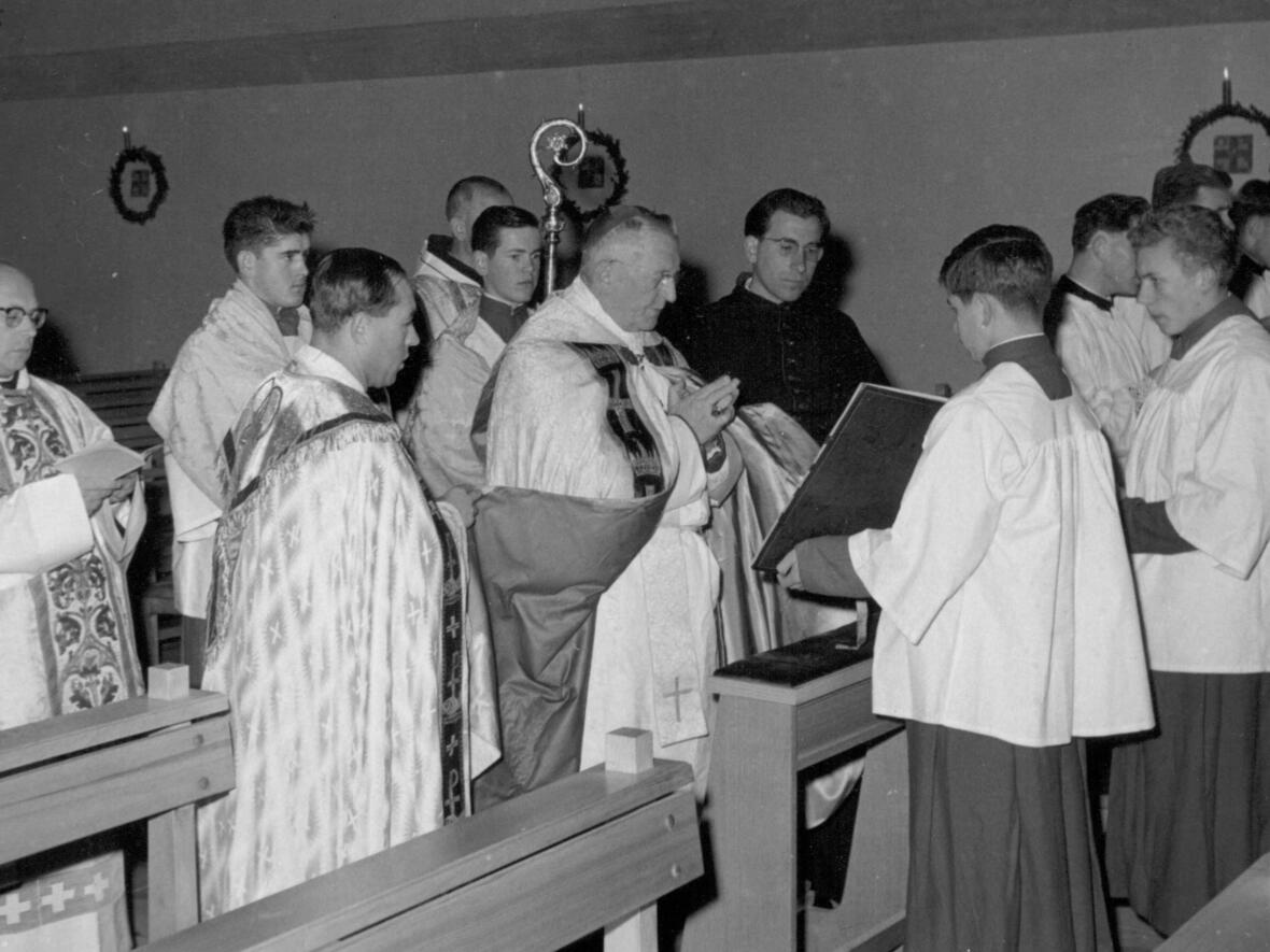Feierliche Weihe und Indienststellung der Kirche