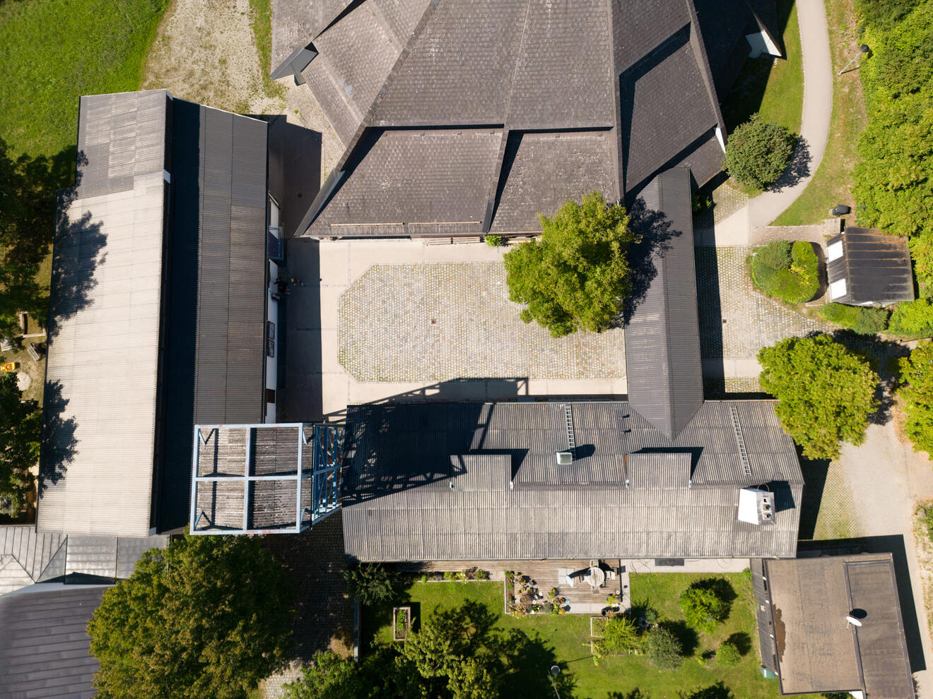 1006d_windach-maria-am-wege_la