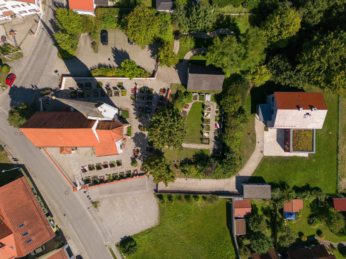 809d_unterfinning-pfarrkirche-mariae-schmerzen-la