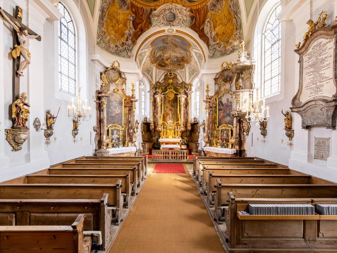1401_eching-pfarrkirche-st-peter-und-paul-und-pfarrzentrum-jakob-schorer-haus