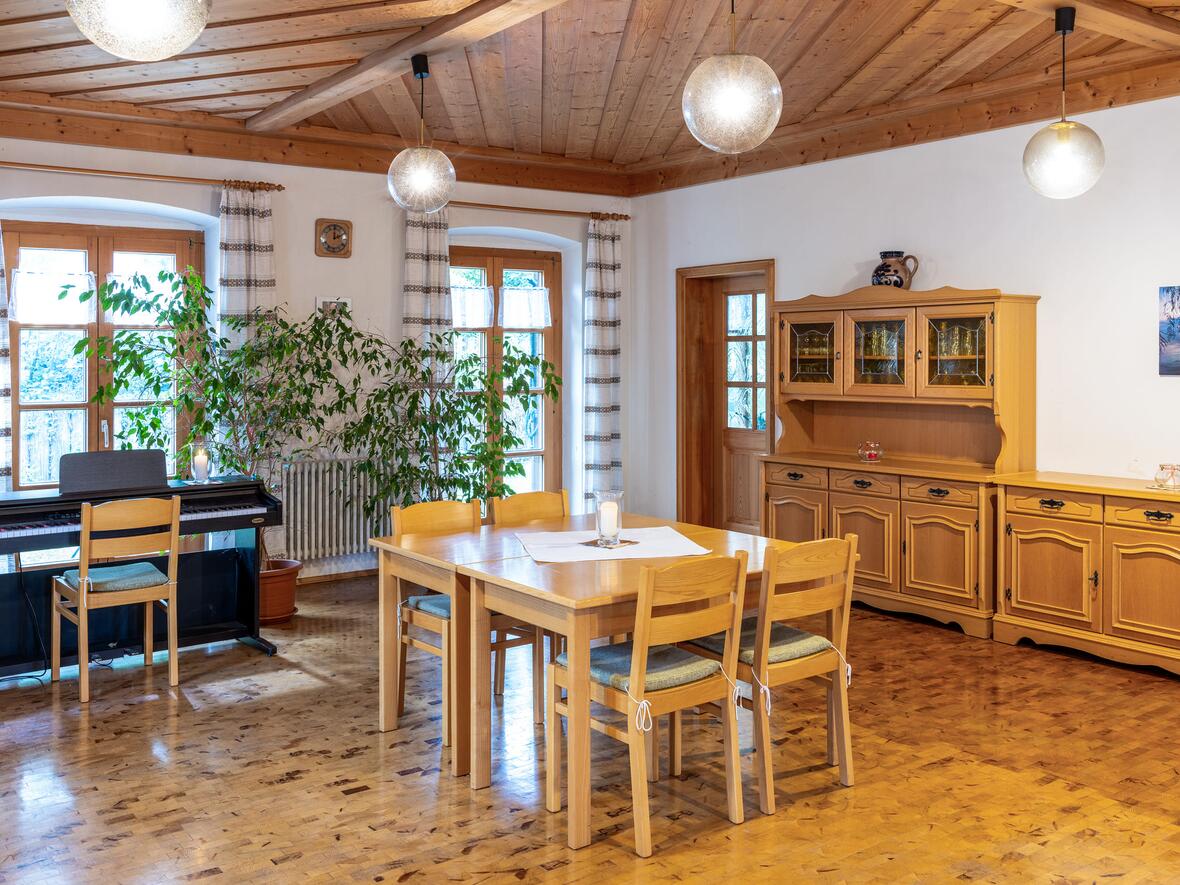 b406_schoeffelding-pfarrhaus_ia_hdr